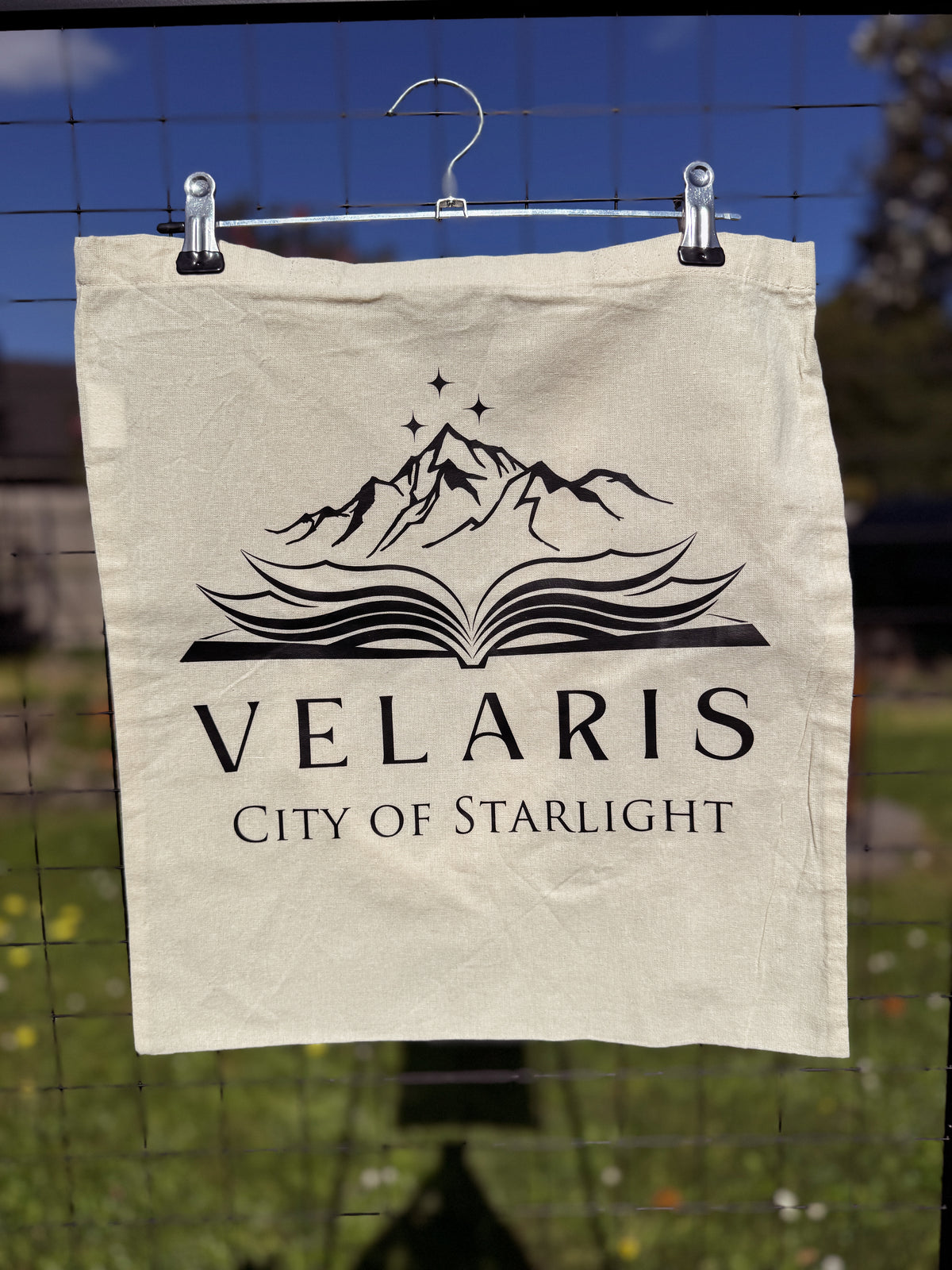 Velaris - City of Starlight